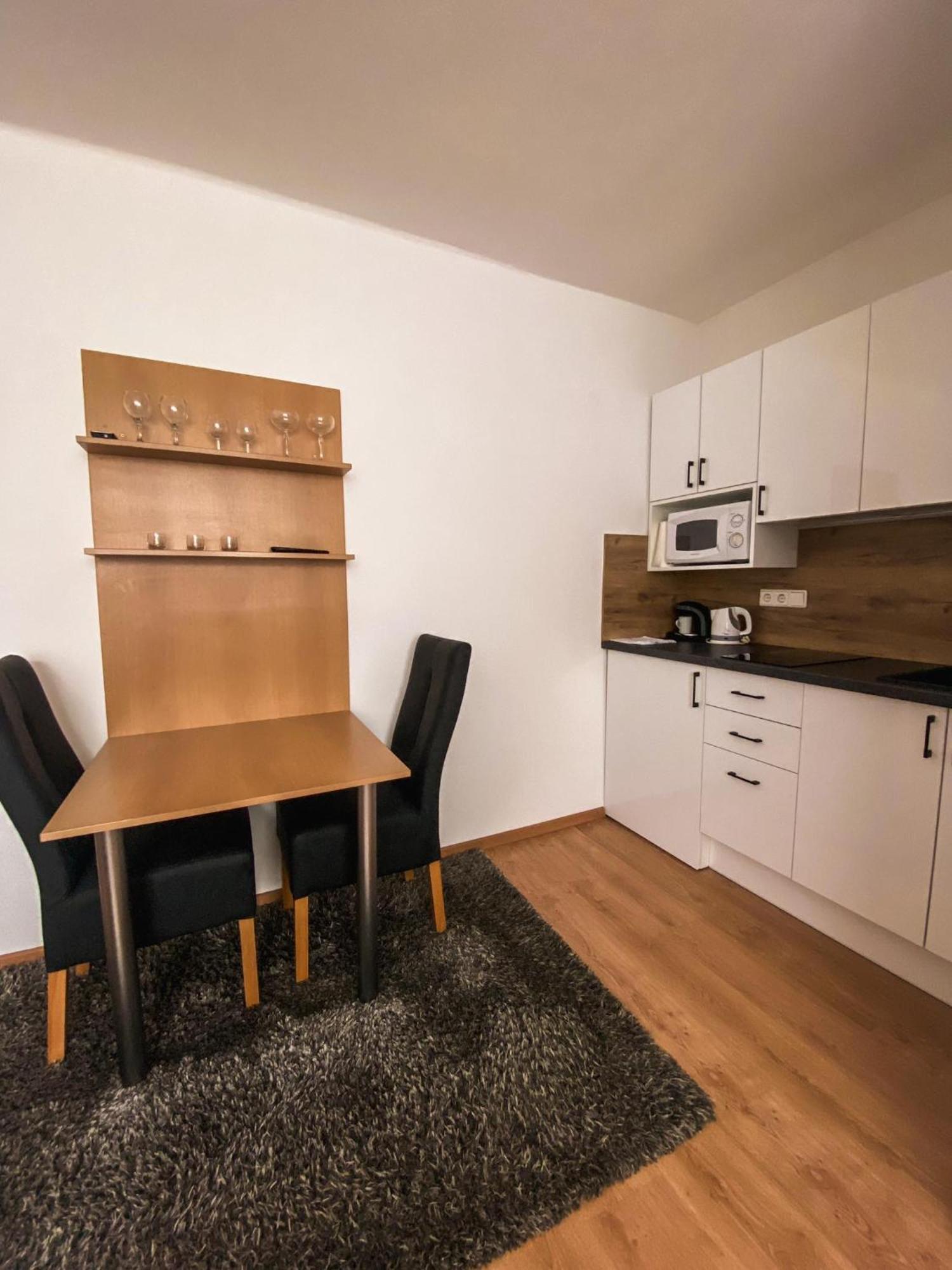 זוברץ Apartmanovy Dom Adriana מראה חיצוני תמונה