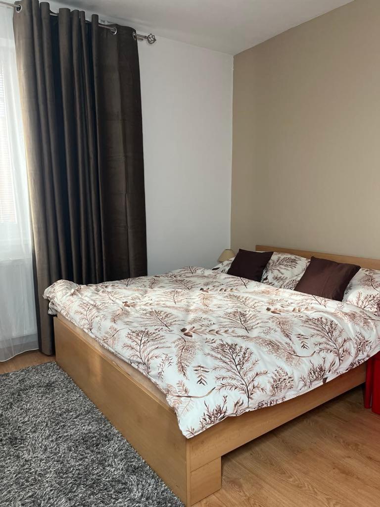 זוברץ Apartmanovy Dom Adriana מראה חיצוני תמונה